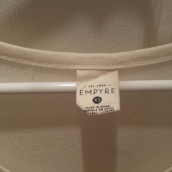 Ombre dyed T-shirt fringed bottom hem. - Picture 2 of 3